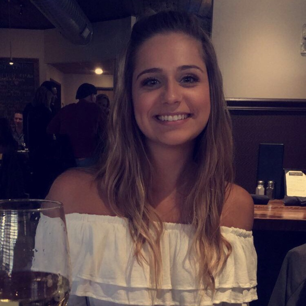 Meet your Posher, Caitlin